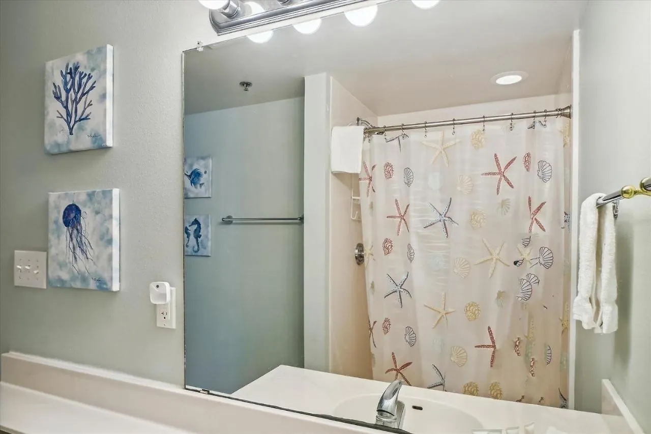 Shores Of Panama 1418 - 2 Bedroombunkroom Sleeps8! Updated With A View! Free Fun! Condo Panama City Beach Daire