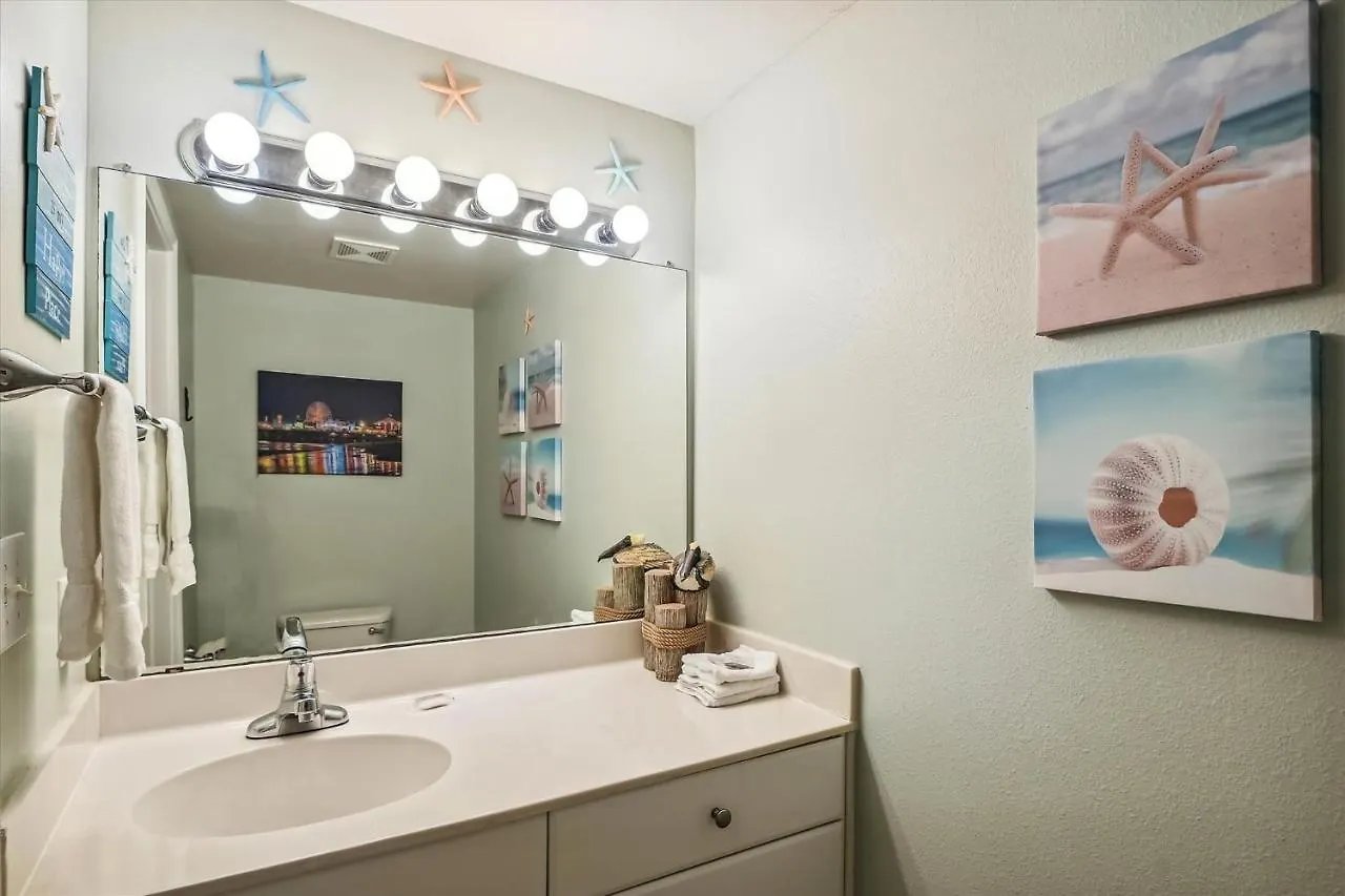 Shores Of Panama 1418 - 2 Bedroombunkroom Sleeps8! Updated With A View! Free Fun! Condo Panama City Beach 0*,  United States